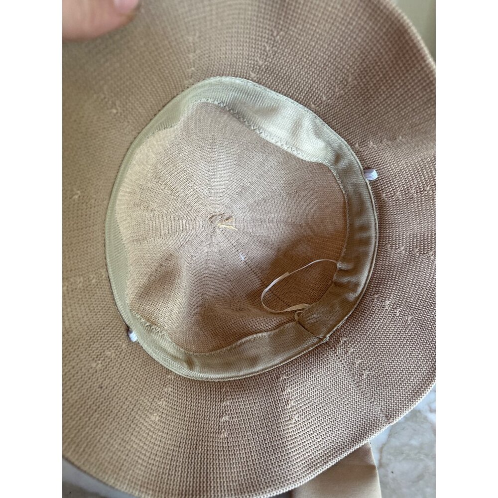 Tan Bucket Hat ‎ Bow & Rhinestone "H" Detail Knit Design Neutral Tone One Size - Picture 5 of 5